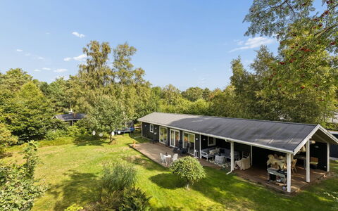 Ølvir - 525M from the Sea: Tree, Grass, Shrub, Roof, Home, Groundcover, Cottage, Garden, Estate