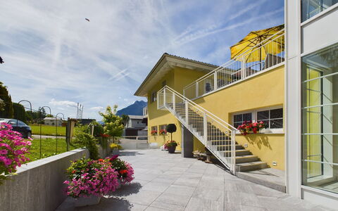 Sonnenpanorama: Home, Cottage, House, Roof, Rural Area, Log Cabin, Siding, Larch, Farmhouse, Estate