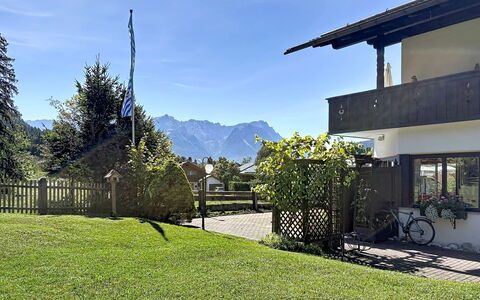 Edelweiss: Home, Cottage, House, Roof, Rural Area, Log Cabin, Siding, Larch, Farmhouse, Estate