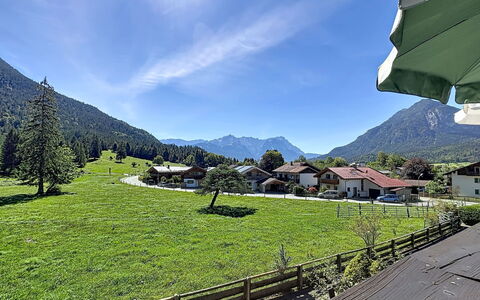 Edelweiss: Home, Cottage, House, Roof, Rural Area, Log Cabin, Siding, Larch, Farmhouse, Estate