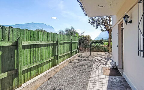 La Rosa: Grass, Architecture, Home, House, Land Lot, Cottage, Estate, Farmhouse, Yard, Lawn