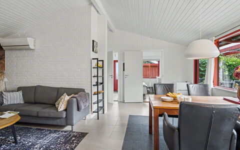 Mea - 750M from the Sea: Flooring, Wood, Couch, Interior Design, Ceiling, Furniture, Floor, Living Room, Home