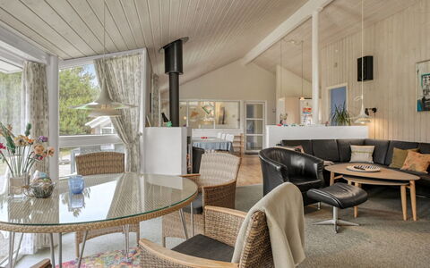 Aderice - 1.6Km from the Sea: Interior Design, Furniture, Ceiling, Flooring, Wood, Floor, Living Room, Couch, Home, Lighting