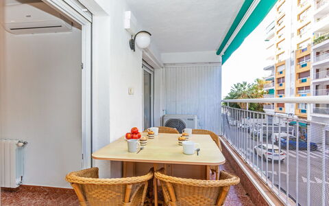 Popa: Apartment, Architecture, Residential Area, Home, Balcony, Condominium, Glass, Shade, Wood Stain, Hotel