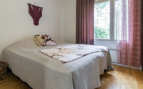 Artunkuja: Bed, Bedroom, Floor, Interior Design, Flooring, Furniture, Bed Sheet, Wood, Bedding, Linens