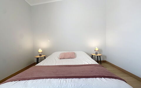 La Plaine-Sur-Mer 801: Bed, Wall, Bedroom, Interior Design, Floor, Furniture, Wood, Bed Sheet, Flooring, Bedding