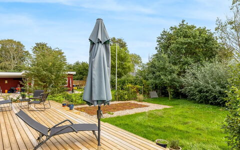 Munibert - 100M from the Sea: Shrub, Garden, Land Lot, Furniture, Outdoor Furniture, Chair, Hardwood, Deck, Shade