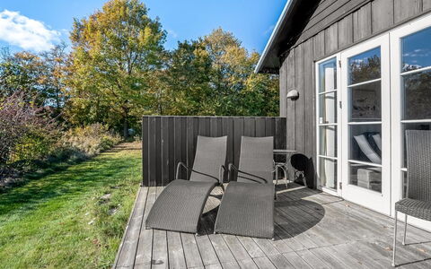 Gunda - 150M from the Sea: Wood, Wood Flooring, Hardwood, Plank, Deck, Porch, Home, Door, Cottage, Siding