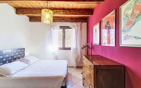 Il Giardino di Anzio: Furniture, Interior Design, Bed, Wall, Bedroom, Floor, Flooring, Wood, Room, Bed Sheet