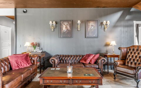Geeske - 1.1Km from the Sea: Furniture, Interior Design, Wall, Flooring, Couch, Wood, Living Room, Floor, Lighting, Ceiling