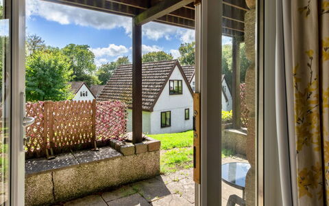 Foxgloves Valley Lodge: Wood, Home, Cottage, Shade, Garden, Porch, Estate, Eco Hotel, Design, Hardwood