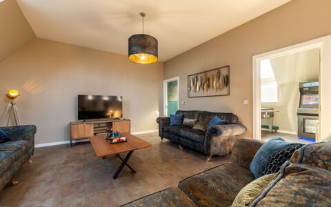 Towan Beach: Interior Design, Furniture, Flooring, Wood, Couch, Ceiling, Floor, Home, Lighting, Living Room