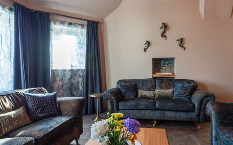 Towan Beach: Furniture, Interior Design, Couch, Living Room, Home, Floor, Room, Throw Pillow