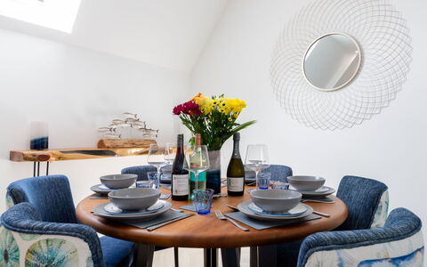 Towan Lobster: Furniture, Blue, Interior Design, Tableware, Table, Wood, Chair, Room, Dining Room, Textile