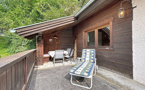 Ferienhaus Christl: Wood, Cottage, Home, Door, Hardwood, Siding, Log Cabin, Plank, Wood Stain, Porch