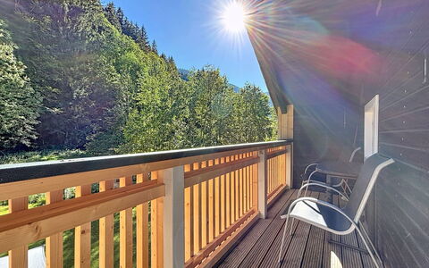 Huus 115: Balcony