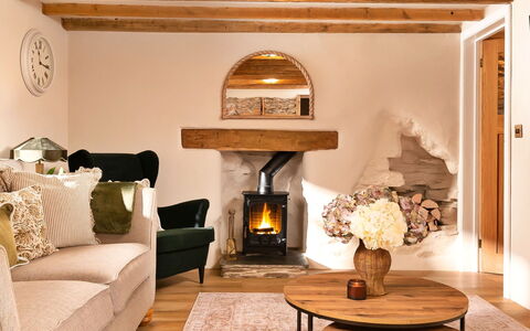 Horsepool Cottage: Balcony