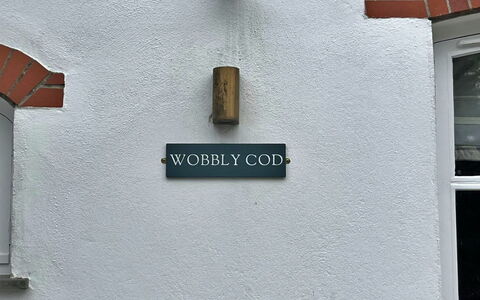 Wobbly Cod: Balcony