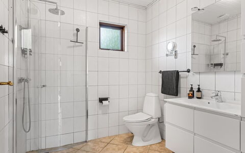 Anarosa - 6Km from the Sea: Flooring, Plumbing Fixture, Floor, Interior Design, Bathroom, Toilet, Toilet Seat, Sink, Bathroom Cabinet, Ceiling