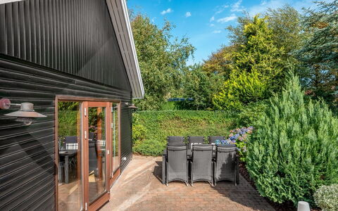 Anarosa - 6Km from the Sea: Shrub, Cottage, Roof, House, Home, Garden, Groundcover, Garden Buildings, Siding, Yard