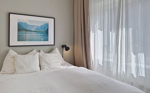 Franz Josef: Interior Design, Furniture, Bed, Bedroom, Wall, Bedding, Linens, Bed Sheet, Room, Floor