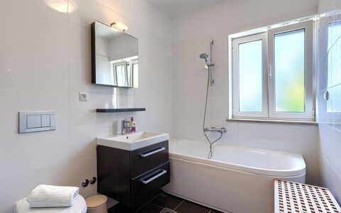 Istria Serenity: Bathroom, Plumbing Fixture, Interior Design, Flooring, Bathtub, Floor, Tap, Sink, Plumbing, Bathroom Sink
