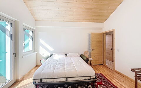 Dorian: Interior Design, Flooring, Furniture, Floor, Wood, Ceiling, Wood Flooring, Bedroom, Bed, Room