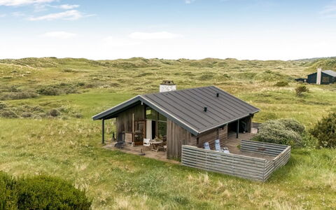 Anita - 400M from the Sea: Grass, Cottage, Grassland, House, Roof, Land Lot, Rural Area, Home, Hut, Prairie