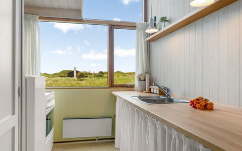 Anita - 400M from the Sea: Interior Design, Wood, Flooring, Ceiling, Floor, Kitchen, Countertop, Room, Wood Stain, Cabinetry