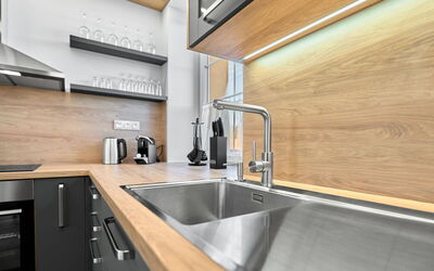Accommodation:&nbsp;George 01 543.1