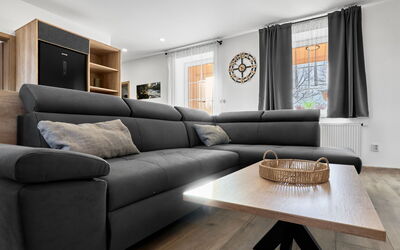 Accommodation:&nbsp;George 02 543.2