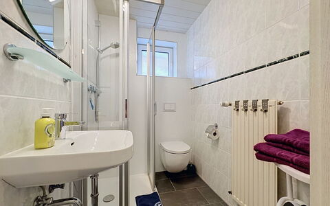 Meyer: Bathroom, Plumbing Fixture, Flooring, Bathroom Sink, Interior Design, Sink, Floor, Toilet, Tap, Plumbing