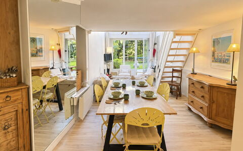 Le Vieux Chalet: Outdoor Furniture, Shrub, House, Outdoor Table, Furniture, Home, Garden, Lawn, Backyard, Estate
