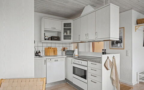 Swening - 50M from the Sea: Kitchen, Kitchen Appliance, Major Appliance, Countertop, Wood, Flooring, Floor, Cabinetry, Interior Design, Ceiling