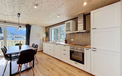 Accommodation:&nbsp;Laika 625.3