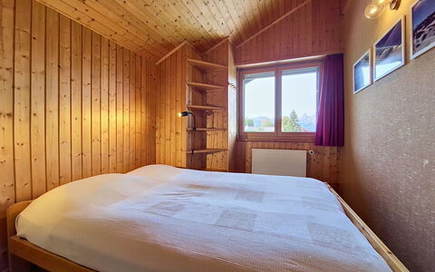 Domino C D-1: Interior Design, Bedroom, Bed, Wall, Wood, Flooring, Ceiling, Floor, Room, Bed Sheet