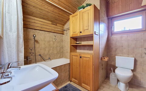 Domino C D-1: Plumbing Fixture, Bathroom Sink, Sink, Flooring, Floor, Wood, Interior Design, Bathroom, Bathroom Cabinet, Ceiling