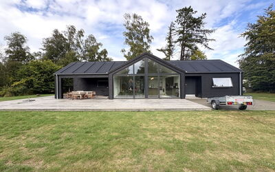 Felicita - 800M from the Sea