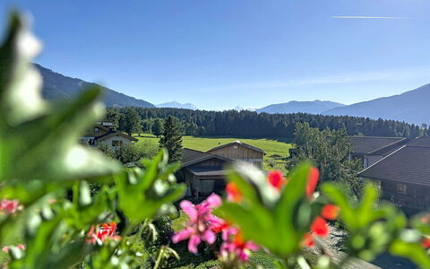 Thorermartlgut Incl. Gästekarte: Architecture, Slope, Cottage, Mountain Range, Log Cabin, Siding, Lumber, Alps, Eco Hotel, Mountain Village