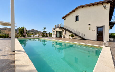 Casa Boungalow: Swimming Pool, Estate, Villa, Resort, Eco Hotel, Hacienda, Resort Town, Mansion, Farmhouse, Hotel