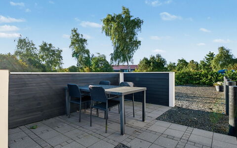 Nelia - 1Km from the Sea: Siding, Home, Roof, House, Residential Area, Cottage, Yard, Shade, Backyard, Lawn
