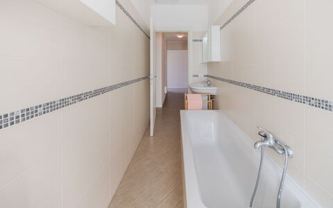 Terrazza Giardino: Flooring, Floor, Interior Design, Plumbing Fixture, Bathroom, Ceiling, Tile, Composite Material, Plumbing, Apartment