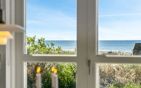 Aaran - 100M from the Sea: Sea, Ocean, Sunlight, Coast, Glass, Eco Hotel, Houseplant, Tropics, Beach