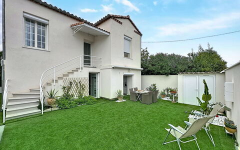 Les Boutons D'Or: Grass, House, Residential Area, Home, Garden, Lawn, Land Lot, Backyard, Yard