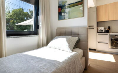 Accommodation:&nbsp;As 174.2