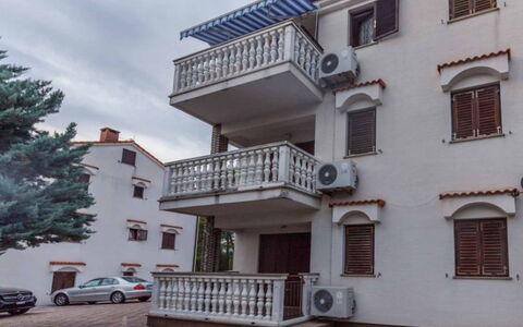 Mauro: Sea, Coastal And Oceanic Landforms, Coast, Resort, Ocean, Shore, Beach, Swimming Pool, Resort Town, Tropics
