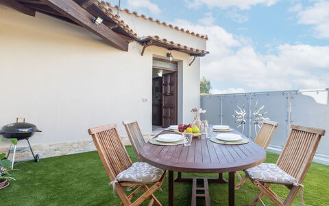 Il Giardino di Sabrina: Sea, Coastal And Oceanic Landforms, Coast, Resort, Ocean, Shore, Beach, Swimming Pool, Resort Town, Tropics