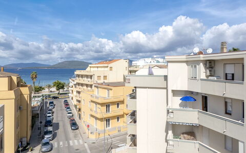Morosita Home: Sea, Coastal And Oceanic Landforms, Coast, Resort, Ocean, Shore, Beach, Swimming Pool, Resort Town, Tropics