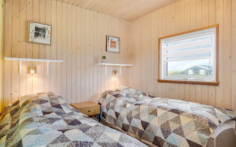 Aarthi - 300M from the Sea: Wood, Bedroom, Ceiling, Floor, Interior Design, Flooring, Bed, Home, Bed Sheet, Room
