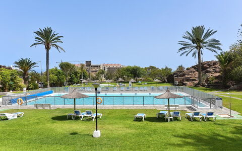 Red Rocks: Swimming Pool, Resort, Shade, Leisure, Estate, Hacienda, Hotel, Outdoor Furniture, Landscaping